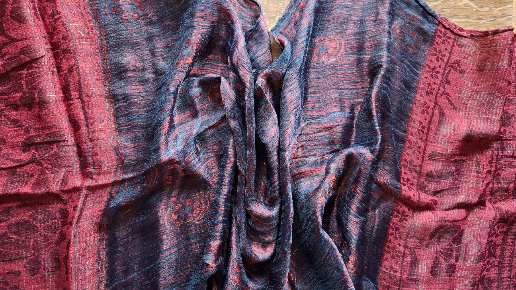 Foulards, Tücher & Schals: Seidenschal – Neu (gemäss Beschreibung) aus Horw von Cila5