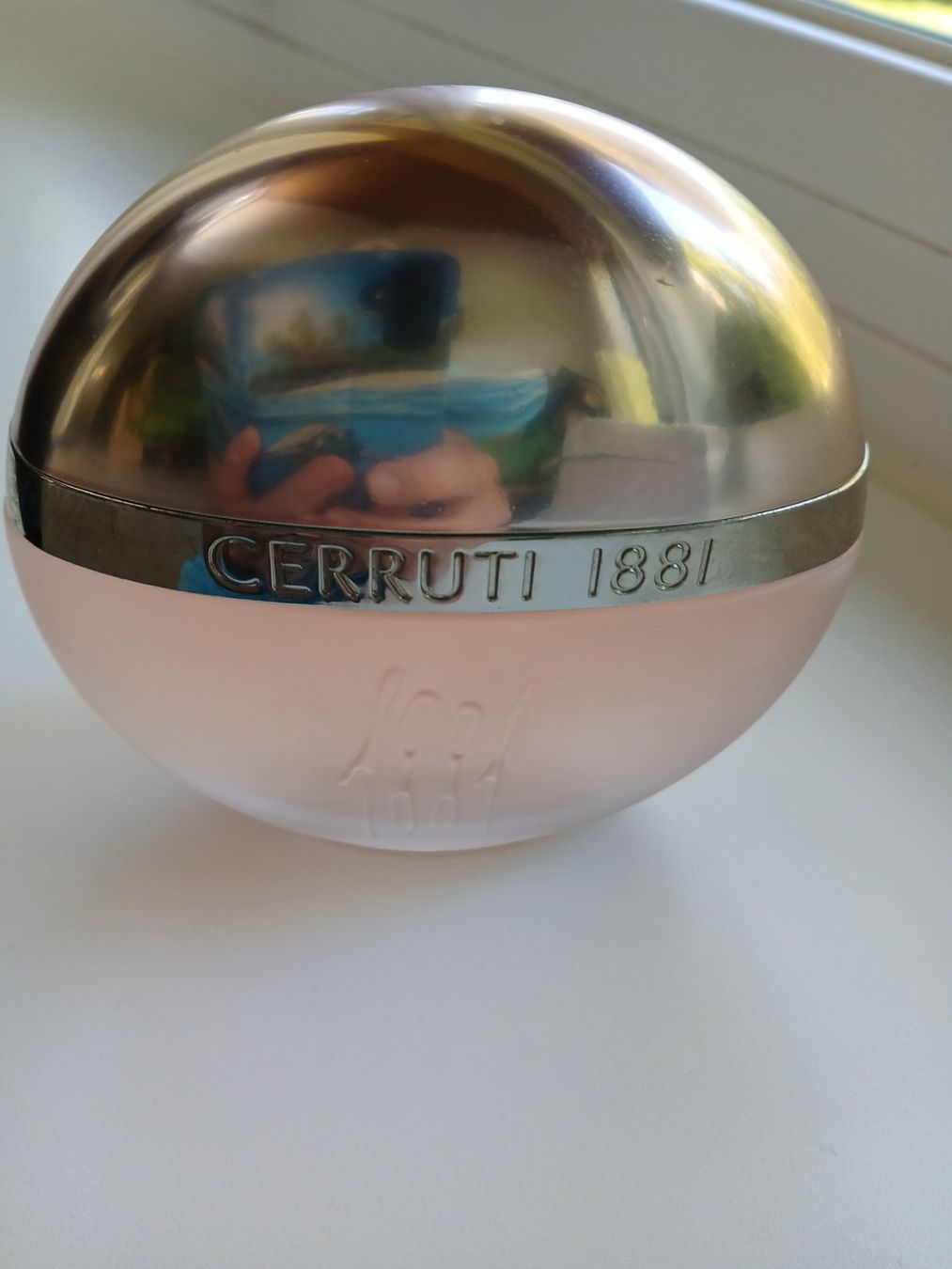 Cerruti Parfum & Eau de Toilette: Cerutti 1881, 100ml neu! – Gebraucht aus Stallikon von madi0320