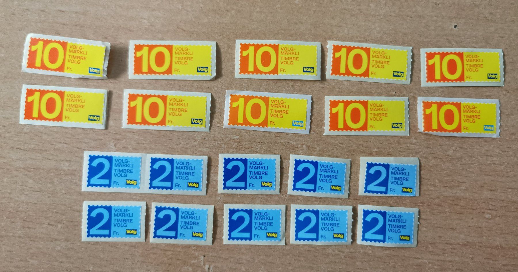 Volg Timbres & points: Volg Märkli – D'occasion à Raron par Vampiretta