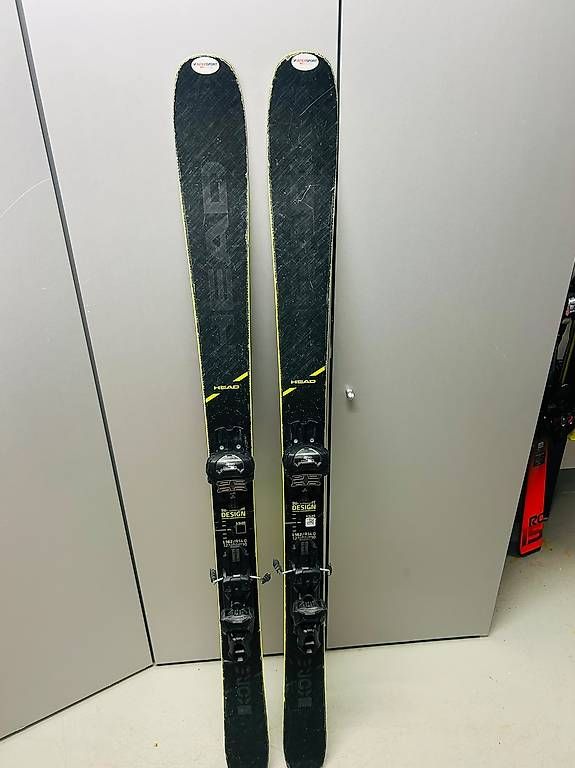 Sci: Head Kore All Mountain Ski 162 cm mit Bindung – Usato da Ibach venduto da meibaum 3