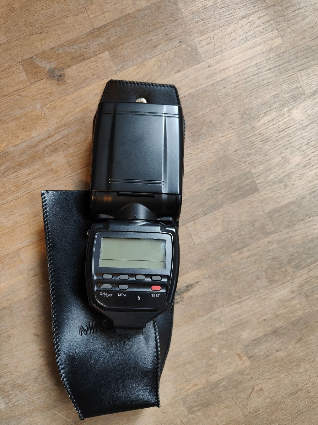 Minolta Flash: Minolta Blitzgerät Program Flash 5200i (Dynax Schuh) für SLR – Usato da Wiesendangen venduto da Daddycool1 1
