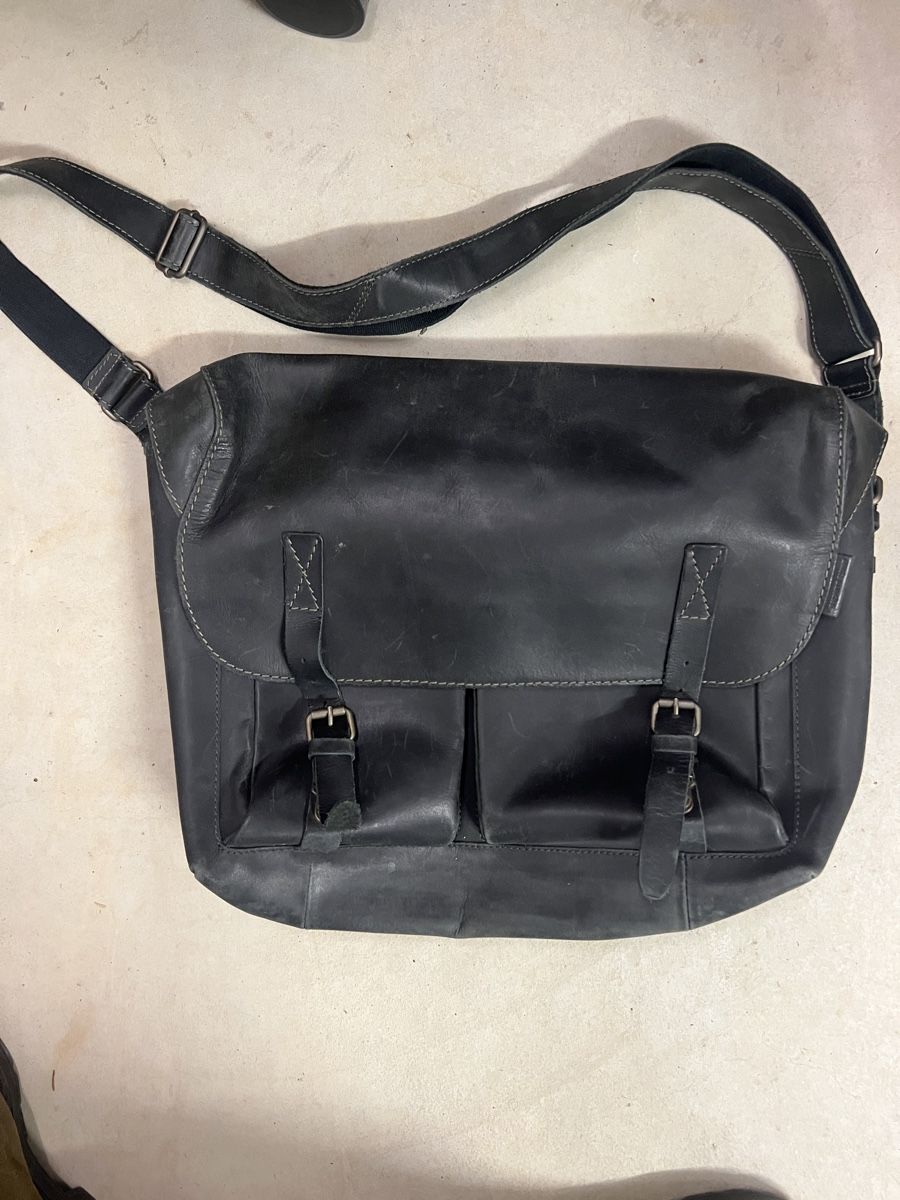 Aunts & Uncles Borse: Aunts & Uncles Leder Tasche – Nuovo (secondo la descrizione) da Roggwil BE venduto da Fabian961