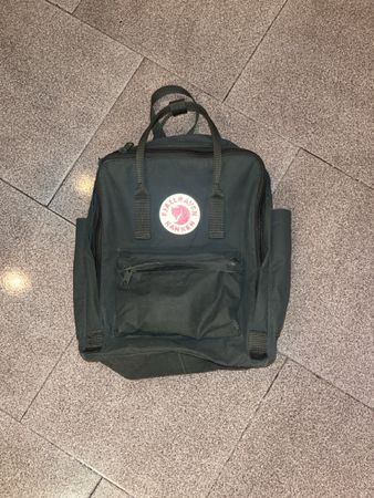Fjällräven Kanken Rucksack grau gebrauchter Zustand 16 Liter