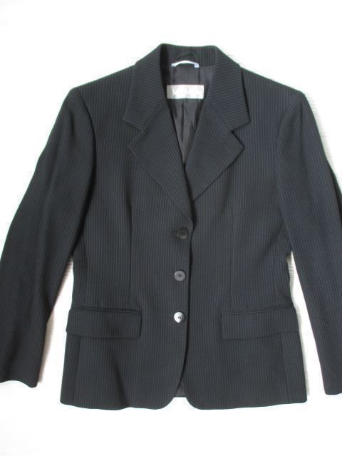 Max Mara Giacche: MAX MARA - Blazer Jacke Gr. 40 mit Silber Effektgarn – Nuovo (secondo la descrizione) da Wetzikon ZH venduto da icewear 1