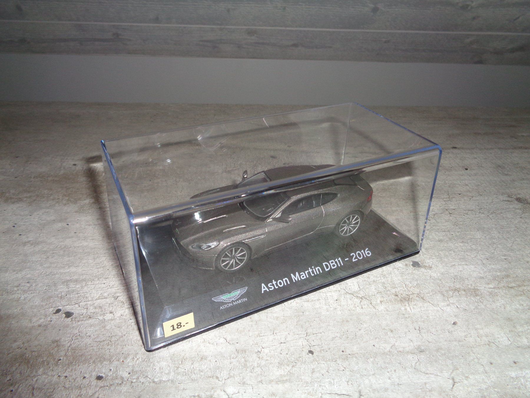 Aston Martin Modellini d'auto: Altaya 1:43 Aston Martin DB11 2016 – Nuovo e nell'imballaggio originale da Reconvilier venduto da rallycar 5