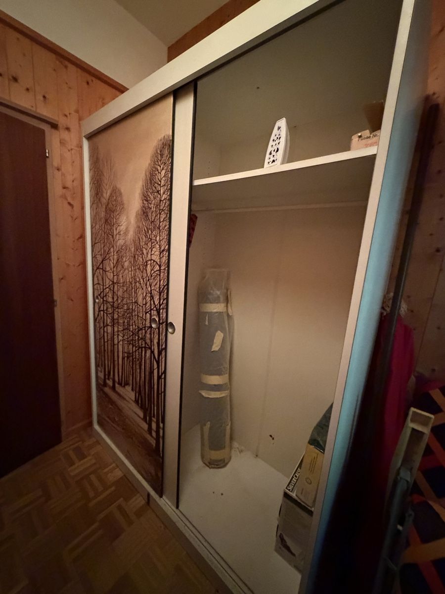 Armadi: Kleiderschrank – Usato da Niederwangen BE venduto da KBL85 3