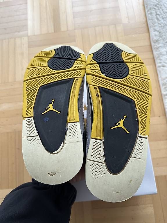Jordan Scarpe da uomo: Jordan Air 4 Retro Gr. 37.5 – Usato da Biel/Bienne venduto da joy108 3