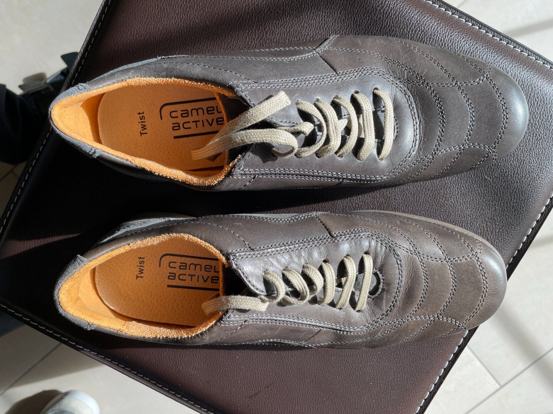 Camel Scarpe da uomo: NEUE Camel-Leder-Halbschuhe, Gr. 7 – Nuovo (secondo la descrizione) da Uerikon venduto da jfr1 2