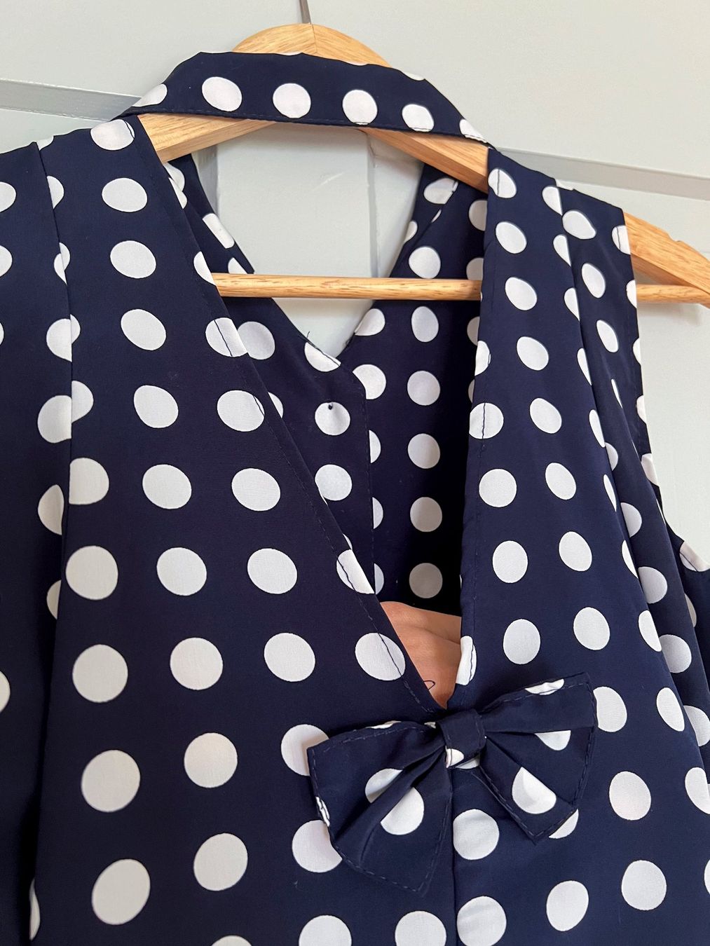 Camicette: Bluse mit Punkte-Muster – Usato da Winterthur venduto da Ael_ 2