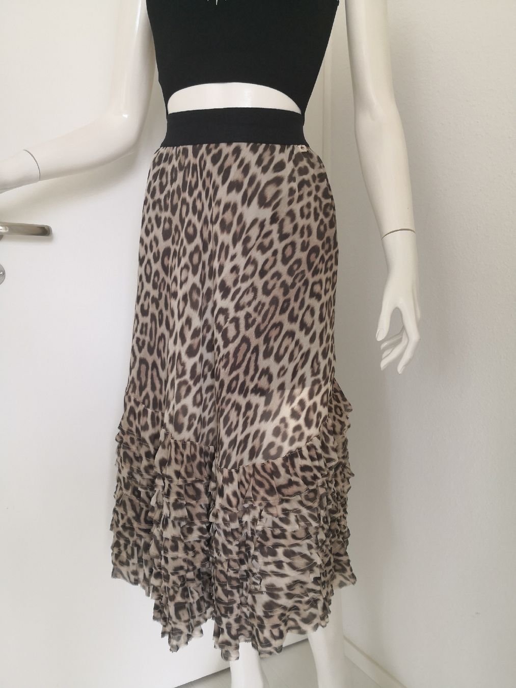 Twinset Röcke: TWINSET ROCK MIT RUSCHEN & ELAST & GEFUTTERT, ANIMALPRINT – Neu (gemäss Beschreibung) aus Olten von Naja-Twins-Twins 5