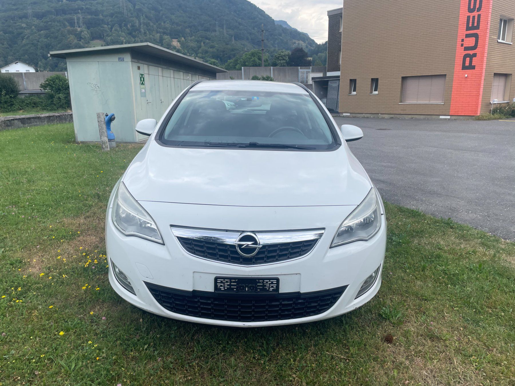 Opel Autos: 2012, Astra 1.7 Diesel – Gebraucht aus Bilten von Mietauto-Robert 1