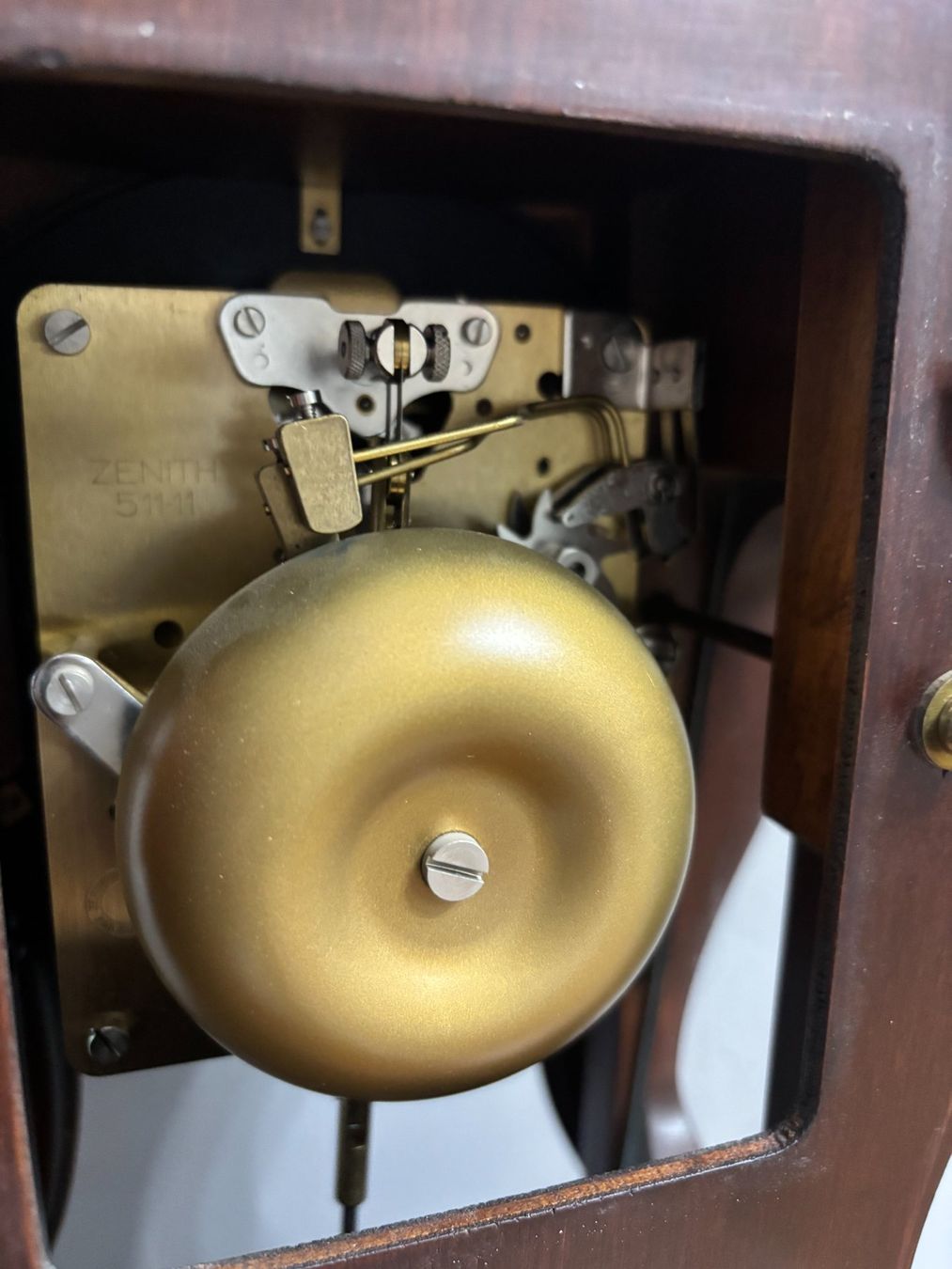 Zenith Orologi: Zenith Pendule, Holzgehäuse, funktioniert einwandfrei – Usato da Gränichen venduto da bea_nkz7 5