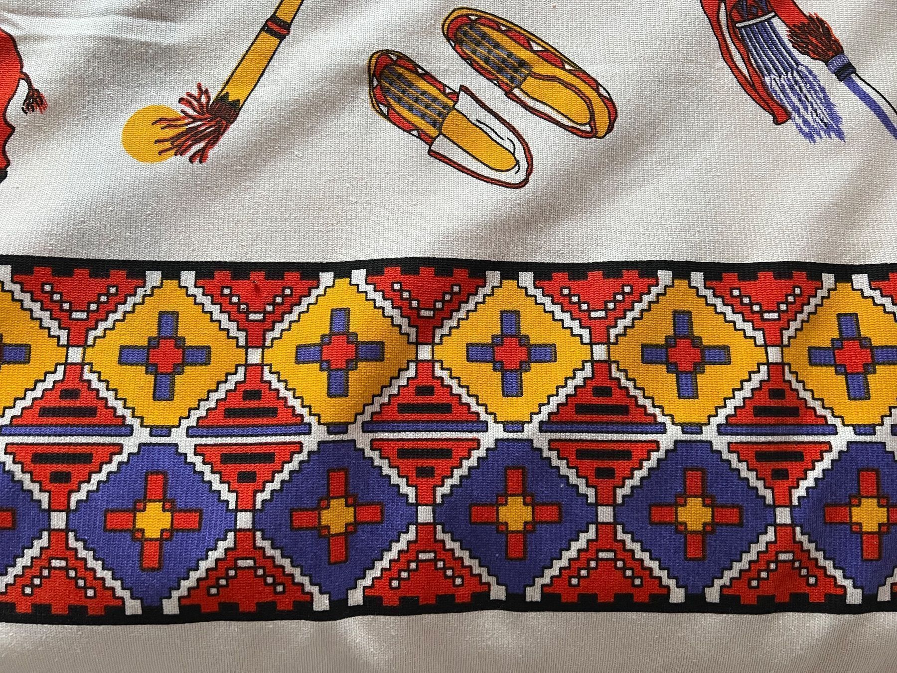 Stoffe: Stoff mit Indianermotiven 160x160 – Neu (gemäss Beschreibung) aus Wallbach von logologo01 2