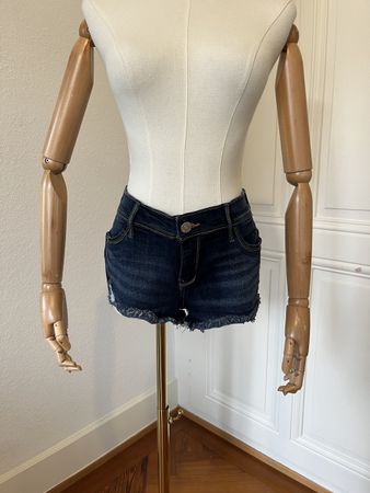 Hollister denim short-shorts. Excellent condition, size 28!