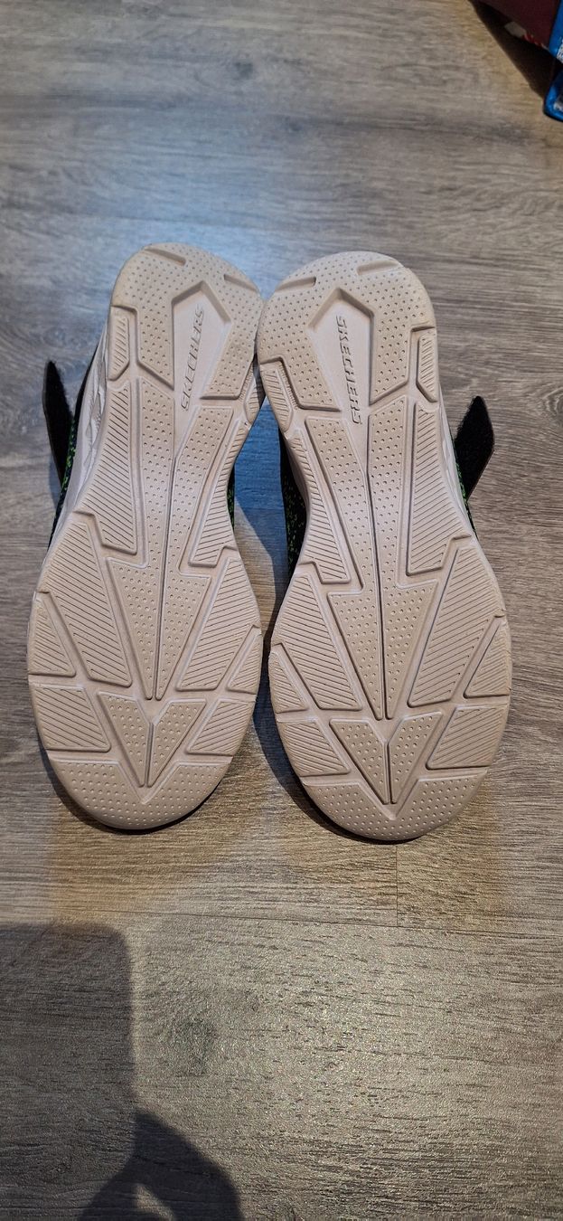 Skechers Scarpe per ragazzi: sketchers – Usato da Erlinsbach SO venduto da Peggy20 3