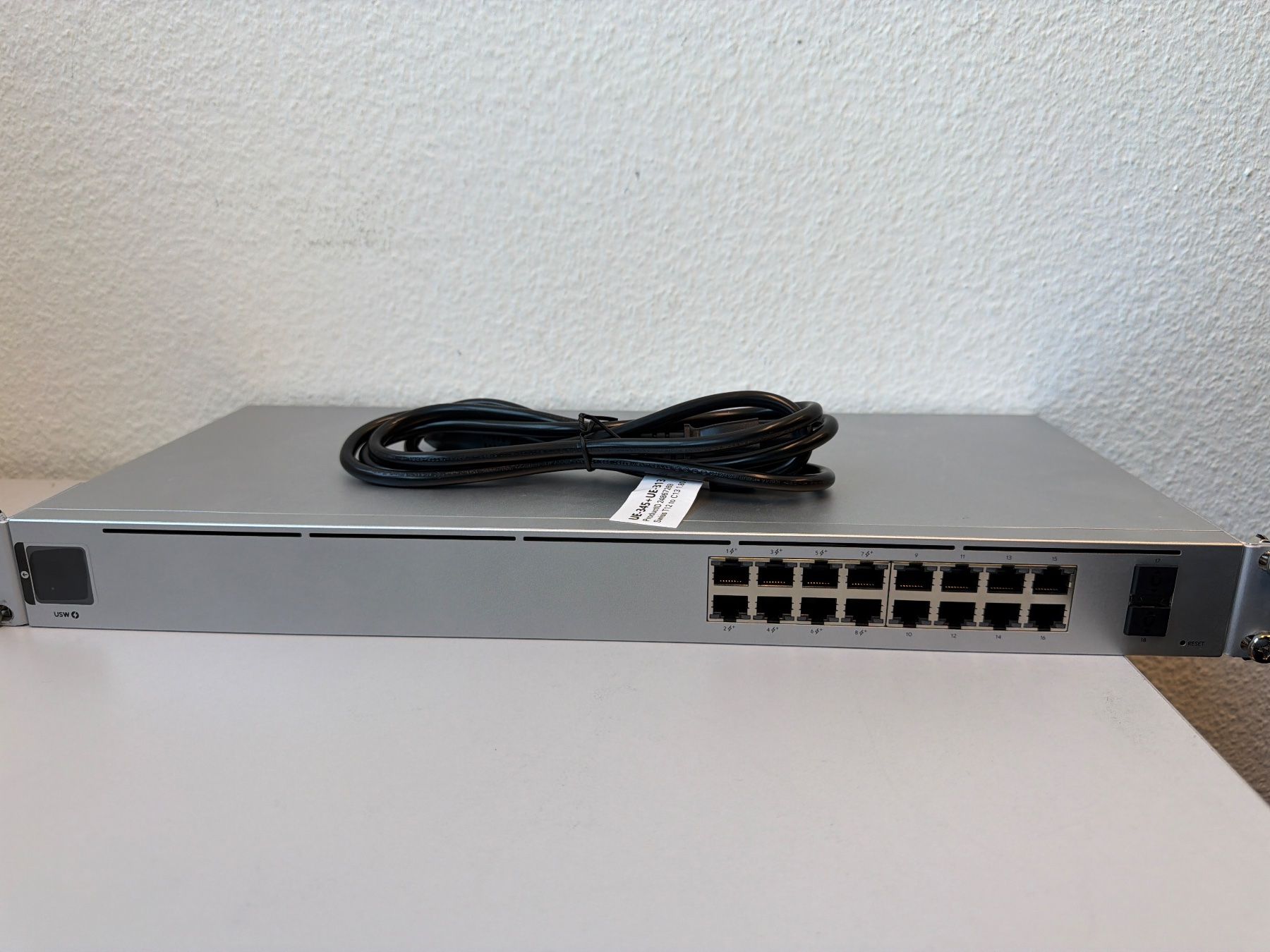 Ubiquiti Hub & Switch: Ubiquiti USW-16-POE Gen 2 – Usato da Wetzikon ZH venduto da GLP_Wetz