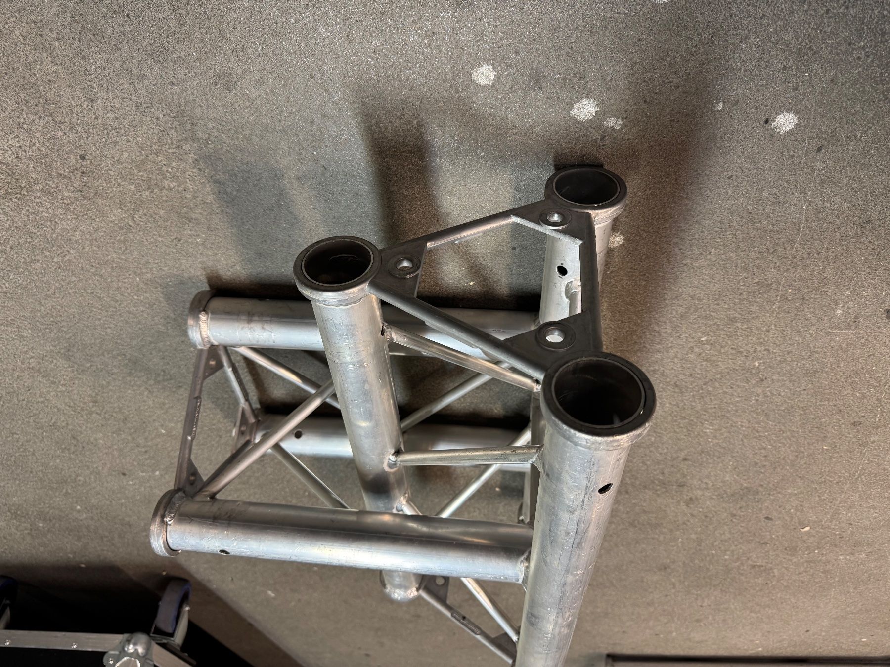 Truss: Astralite Traverse 3 Punkt – Gebraucht aus Oberdorf NW von AndotechnicsGmbH 1