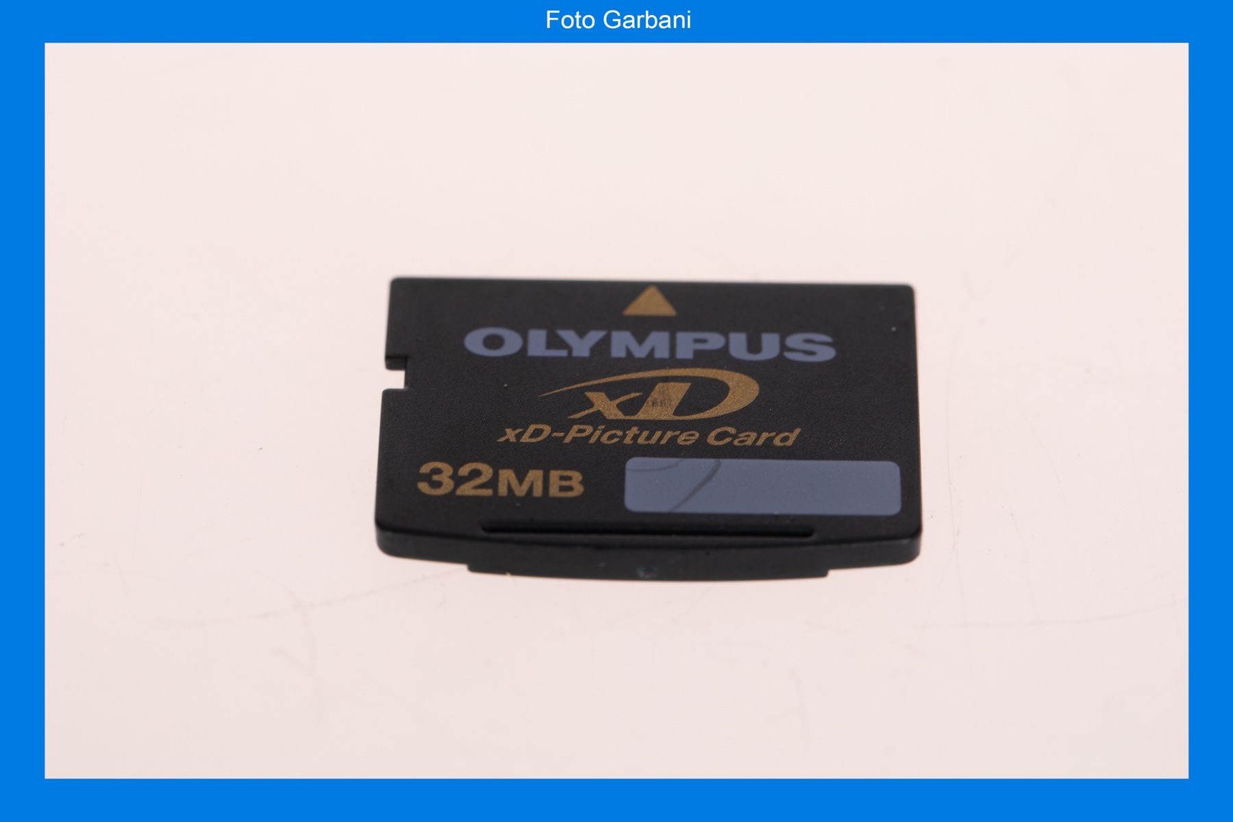 Olympus Cartes mémoire: Olympus XD 32MB – D'occasion à Muralto par FotoGarbani