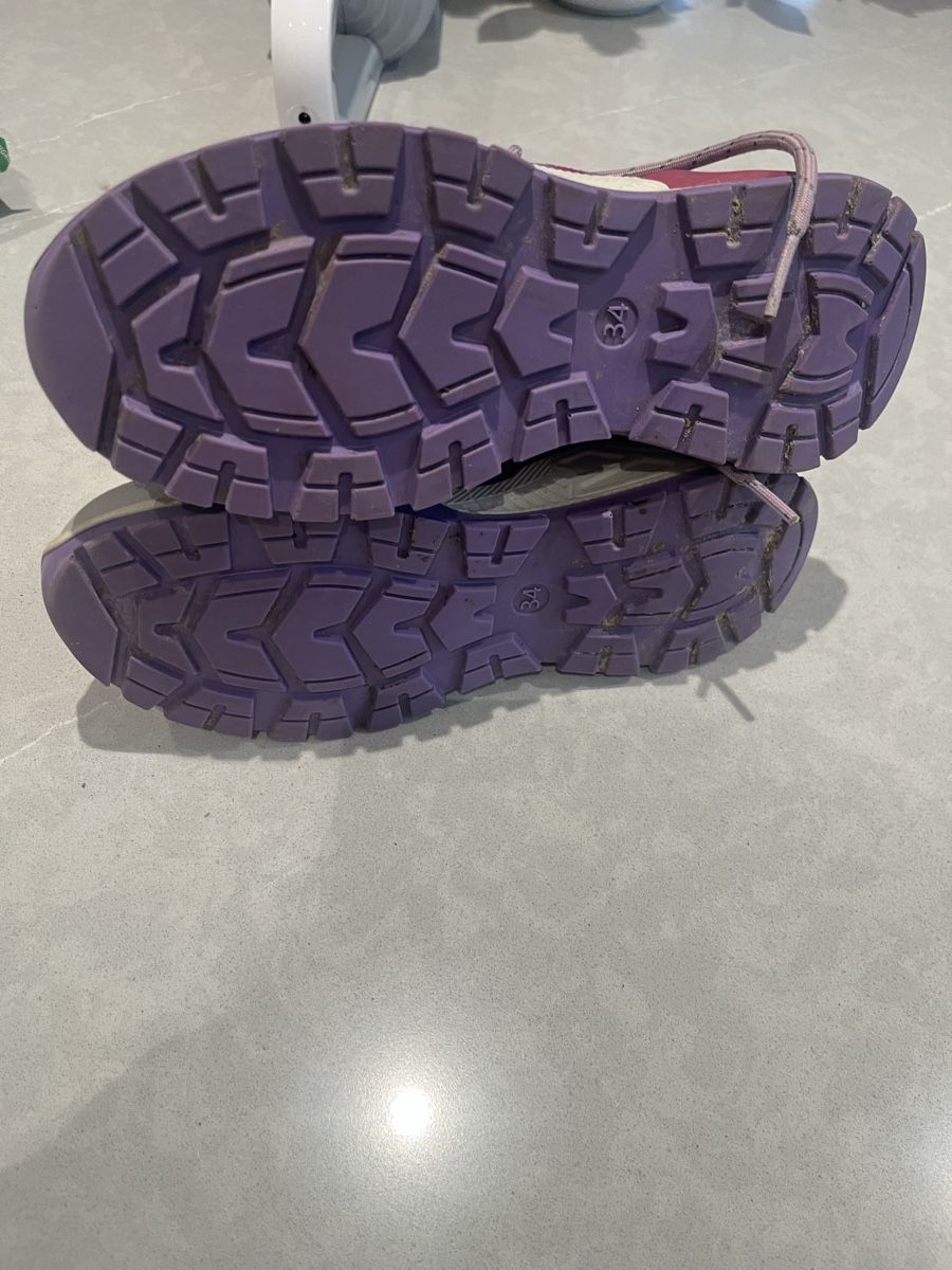 Fila Scarpe per ragazze: Fila Wanderschuhe Gr. 34 – Usato da Münchwilen TG venduto da Kaira0811 3