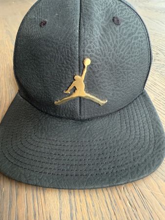 Originale Jordan Cap - Schwarz-Gold - Top Zustand!