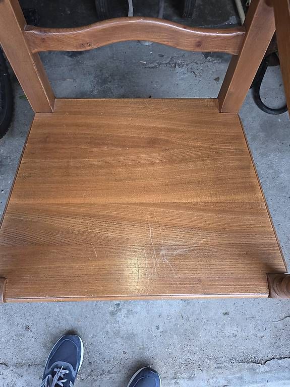 Chaises: Sedia padronale – D'occasion à GIORNICO par fra_vz9k 2
