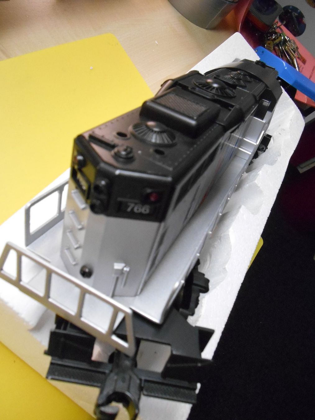 Lionel Modelleisenbahnen: WILLIAMS GP9-119 AMTRAK 766 – Neu (gemäss Beschreibung) aus Wohlen AG von timpojim1 2