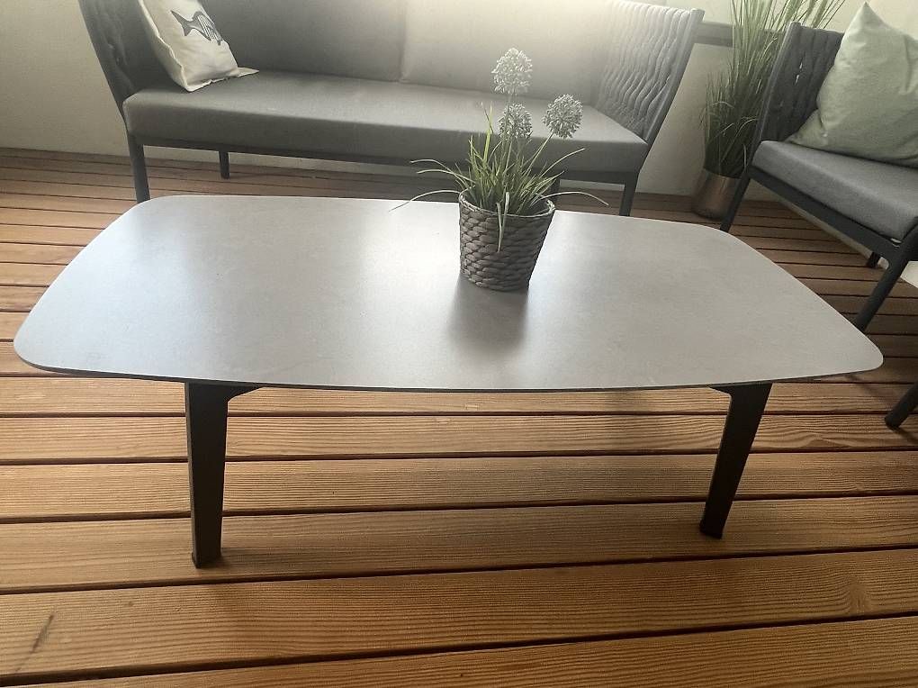 Set di tavolo e panche: Gartenmöbel Outdoor Set  – Usato da Alberswil venduto da mic_d2mc 4