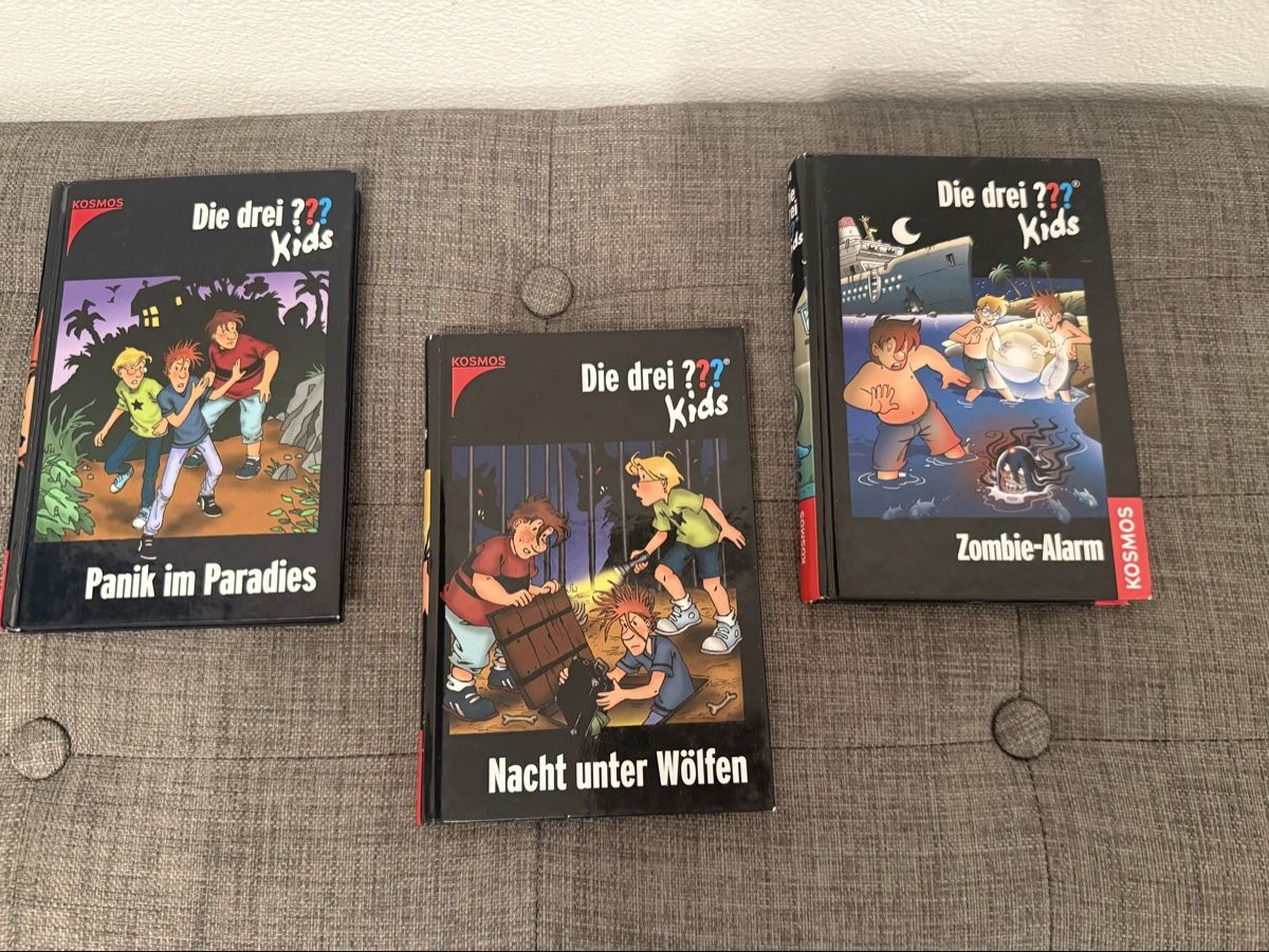 Libri: Bücher lot  – Usato da Chur venduto da Tsambiko 3