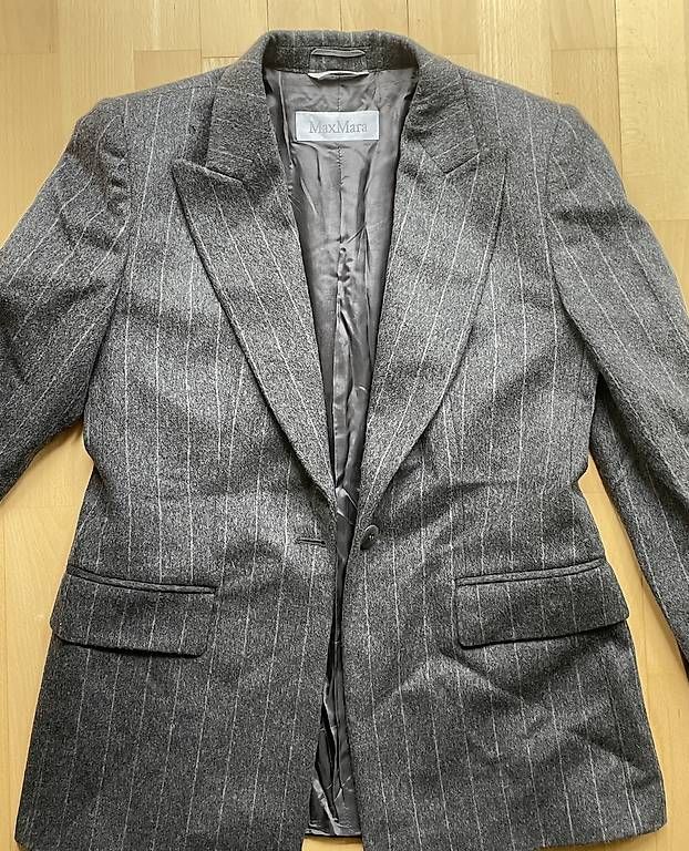 Completi & Tailleur: Max Mara Deux Piece Grau Grösse 38 – Usato da Bern venduto da Zentro 1