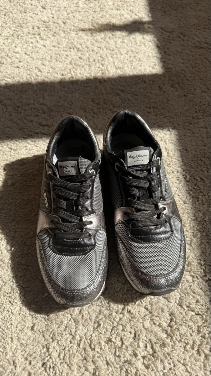 Pepe Jeans Scarpe da donna: Pepe Jeans Turnschuhe Größe 38. – Usato da Arbon venduto da mau_52qv
