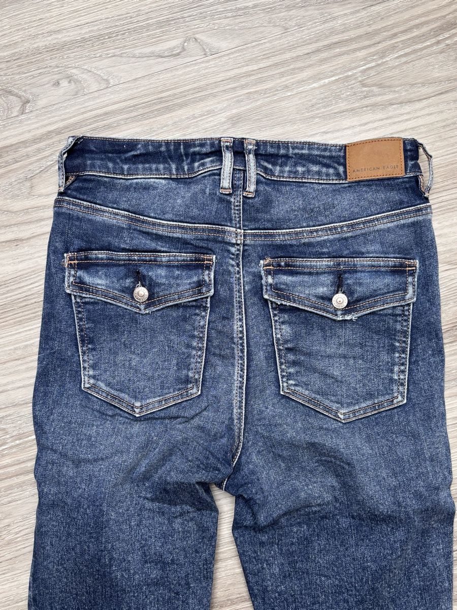American Eagle Jeans: American Eagle Jeans gr 4 Neu – Nuovo (secondo la descrizione) da Gossau SG venduto da Swisslady25 1
