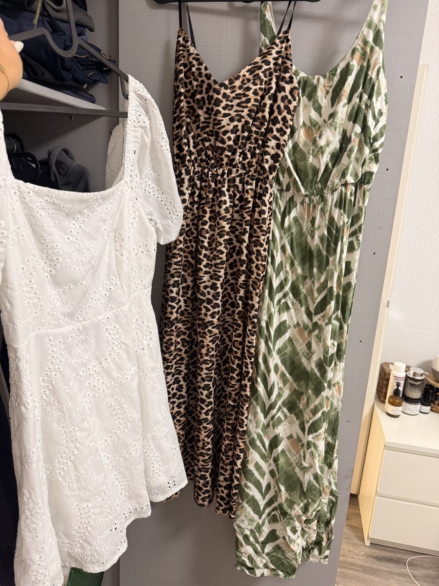 H&M Kleiderpakete: Damenset Gr.40/42 – Neu (gemäss Beschreibung) aus Rothrist von ale_h7dz 1