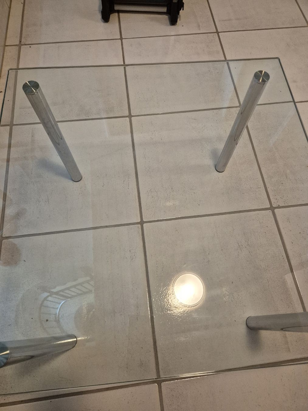 Tische: Beistelltisch Glas – Gebraucht aus Kollbrunn von guernsey11 2