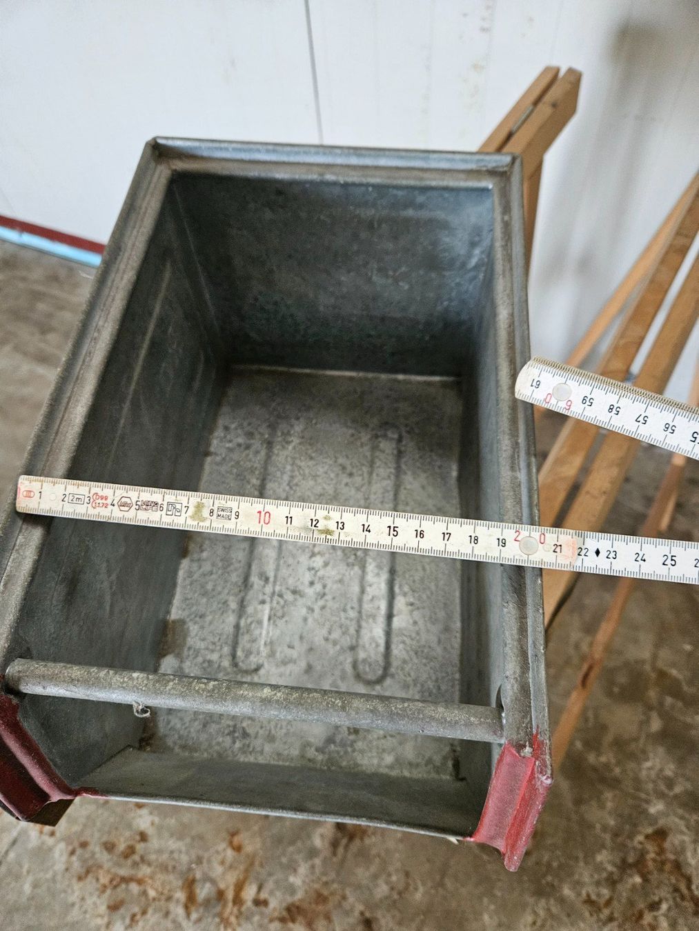Behälter & Ähnliches: Stahlboxen 30x20cm 2Stk. – Gebraucht aus Recherswil von hubelmatt 4