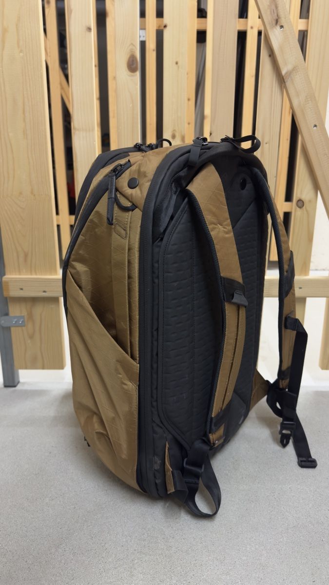 Peak Design Zaini: Peakdesign Travel Fotorucksack – Usato da Winterthur venduto da Lars_Ch 1