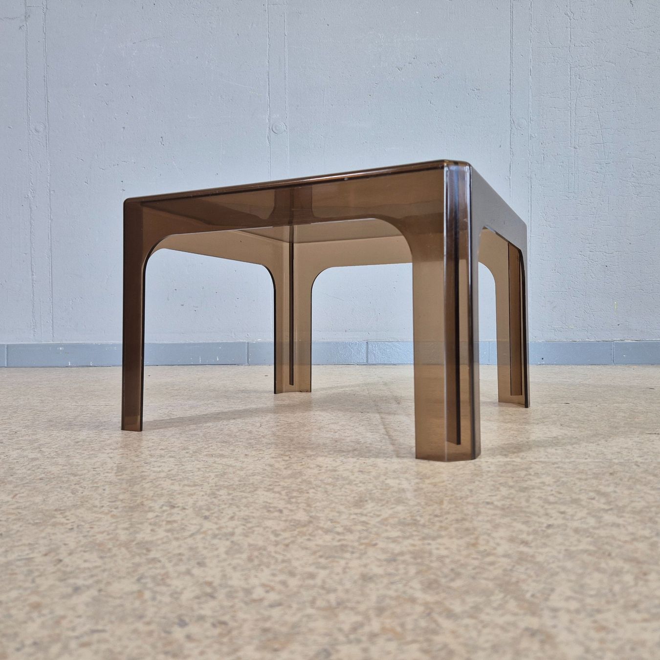 Tavoli: 70s Space Age Couchtisch Beistelltisch Tisch – Usato da Nottwil venduto da Wondewa-Shop