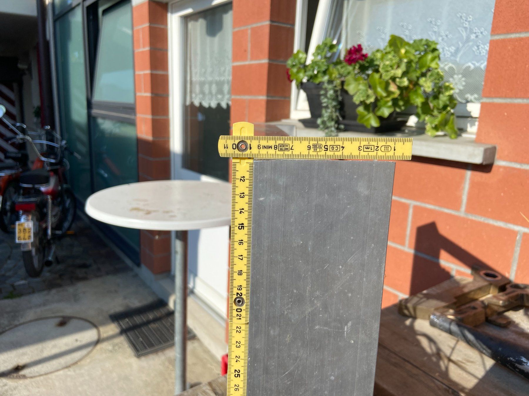 Alimentazione elettrica: Elektroverteiler mit Inhalt – Usato da Uetendorf venduto da trabit 6