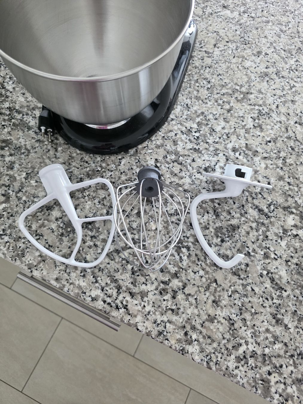 Kitchenaid Elettrodomestici da cucina: KitchenAid Classic Küchenmaschine schwarz gebraucht – Usato da Escholzmatt venduto da Christianschacher 2