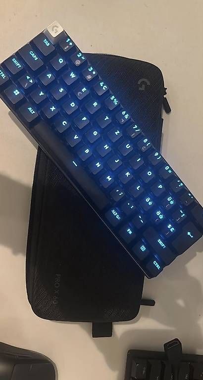 Tastiere: Verkaufe 2 Gaming Tastaturen – Usato da Biberist venduto da mar_686m