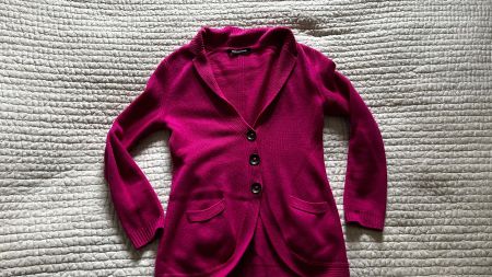 IRIS V ARNIM: sehr schöner pinker Kashmir Cardigan