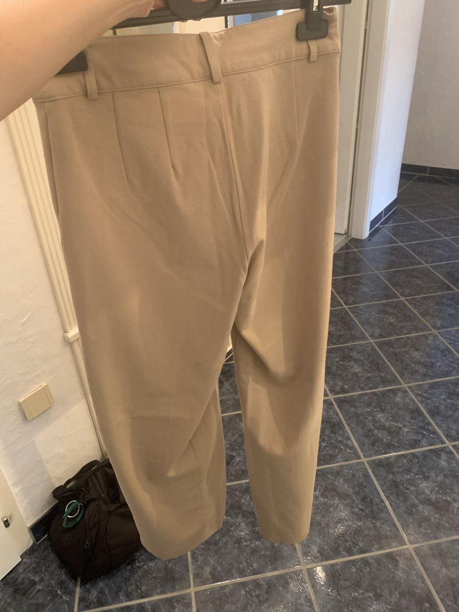 Hosen: Pantalon beige droit, taille 36 – Neu (gemäss Beschreibung) aus Vétroz von oce_ctz 3