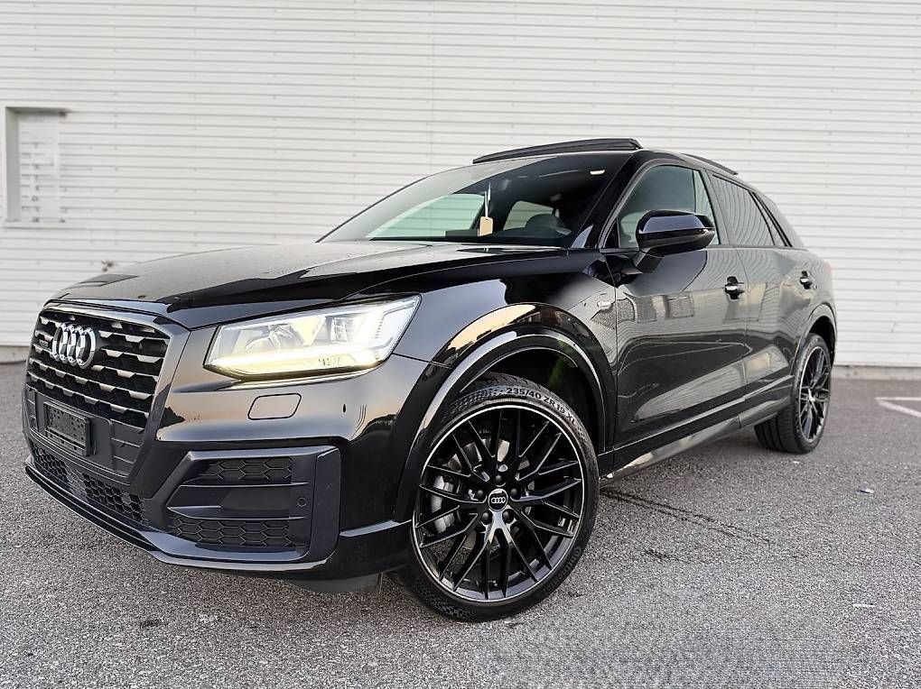 Autos: Audi Q2 S-line – Neuf avec emballage d'origine à Schötz par LNP
