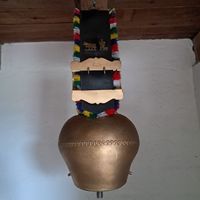 NEUWERTIGE TREICHEL 