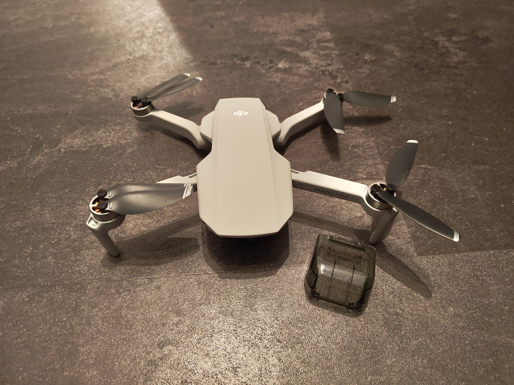 DJI Modellismo RC: DJI Mavic Mini Fly More Combo 249g, 12Mpx – Usato da Krattigen venduto da verslaan 1