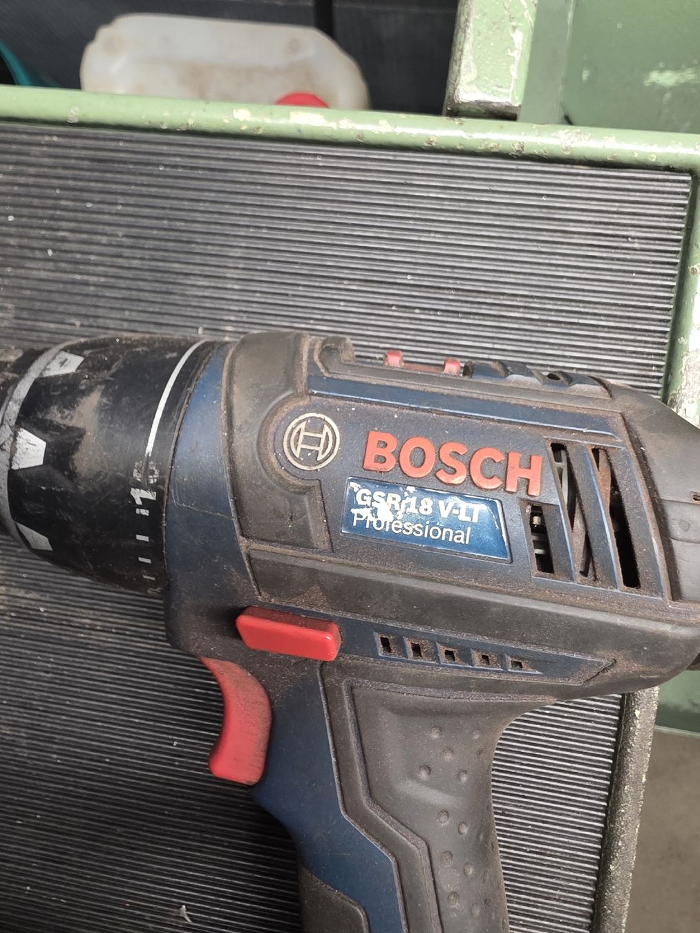 Bosch Tutti gli attrezzi: Bosch Professional Akku Werkzeug  – Difettoso da Brittern venduto da aeb_6mw6 1