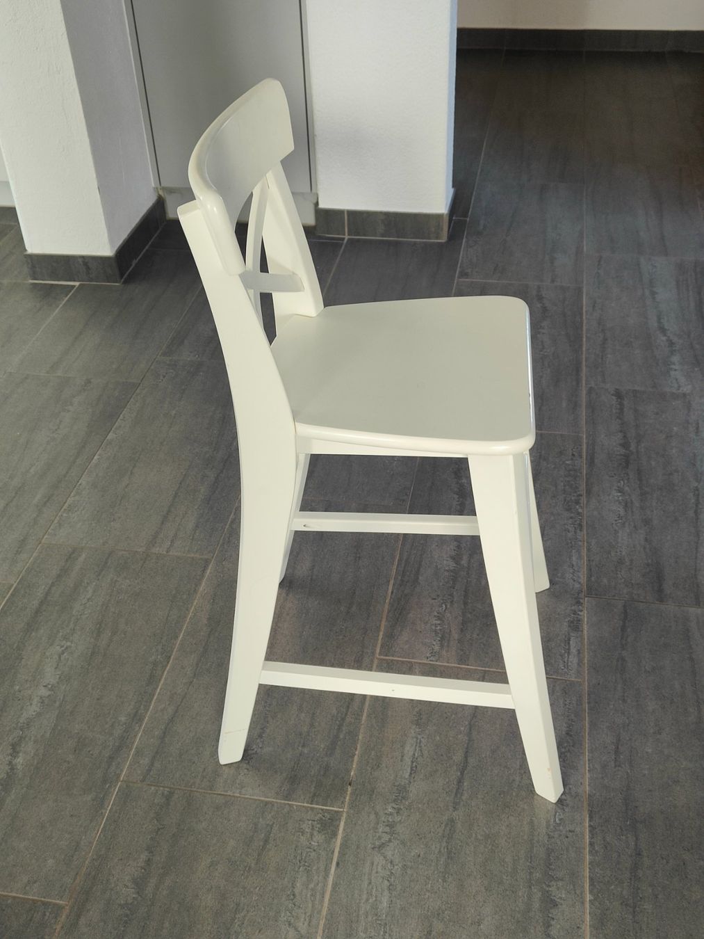 Ikea Sedie: Gebrauchter Holzstuhl, weiss – Usato da Langnau b. Reiden venduto da Chuba57 2