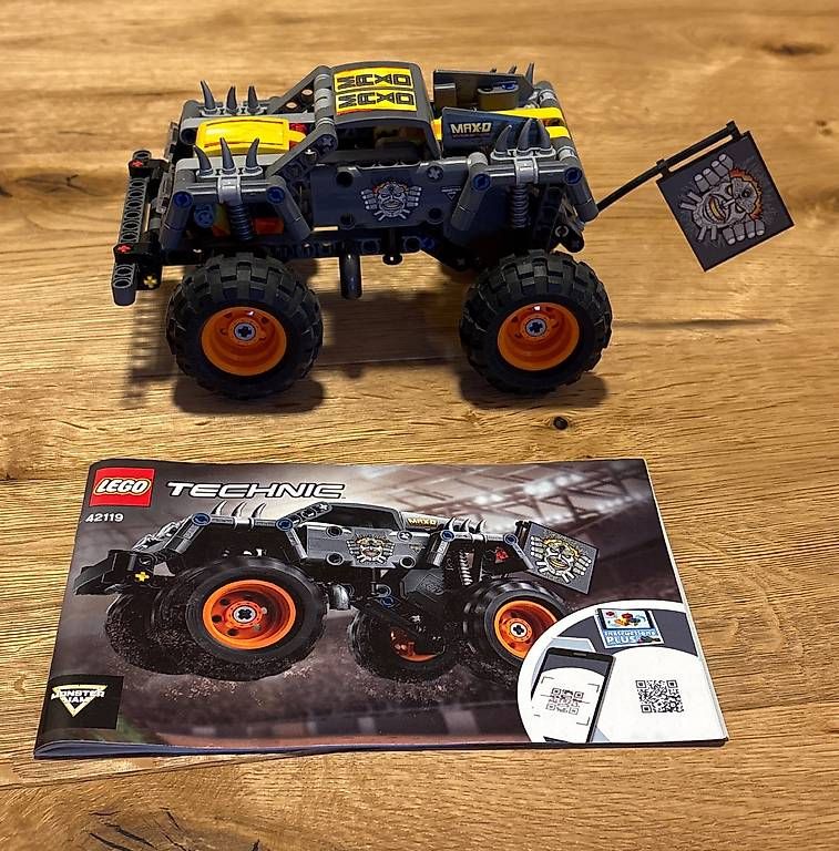 Baukästen: LEGO Technic Monster Jam Max-D (42119) – Gebraucht aus Weesen von PluessPit