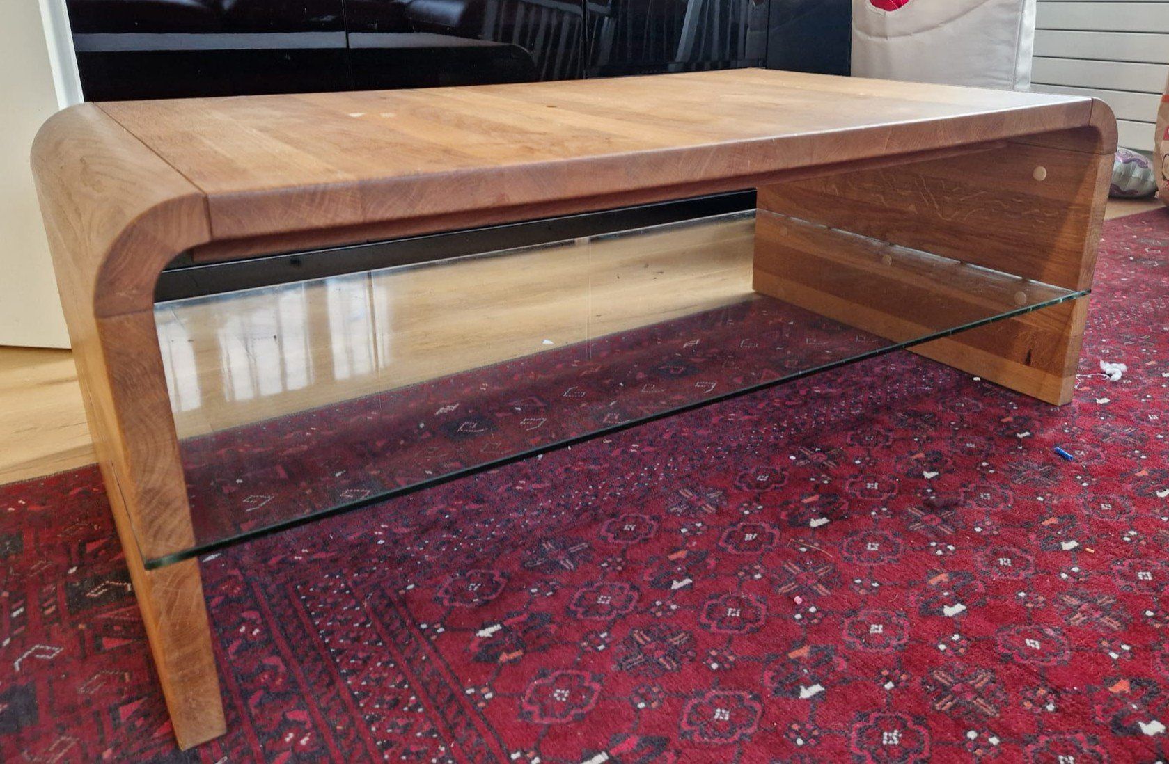 Tables: Massivholz Couchtisch Eiche – D'occasion à Wilen b. Wil par lue_b6v8