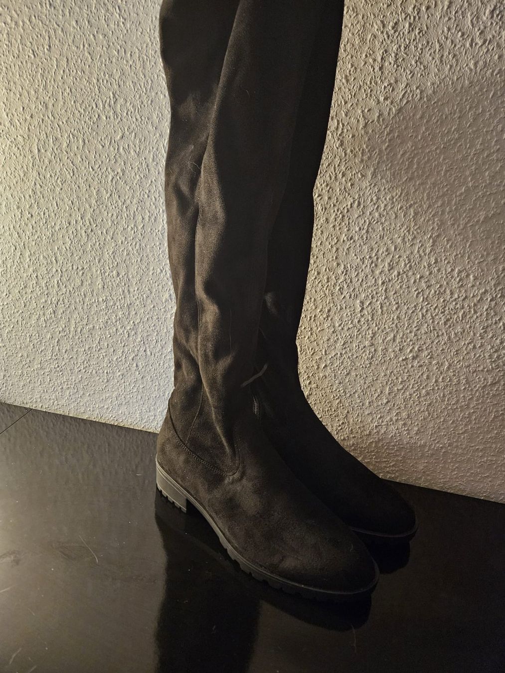 Scarpe da donna: Kniehohe Stiefel – Nuovo (secondo la descrizione) da Langenthal venduto da jen_fy29