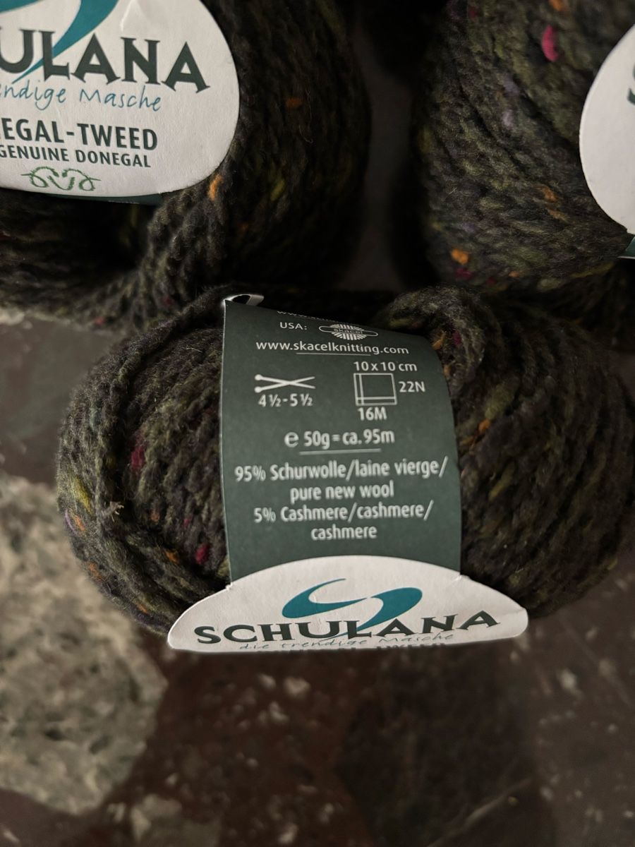 Laine: Donegal Tweed wool  – Neuf avec emballage d'origine à Zürich par BredaB 2